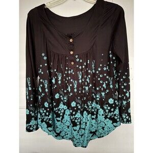 XL Long Sleeved top Black with teal green flower pattern